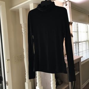 H&M Basics black turtleneck